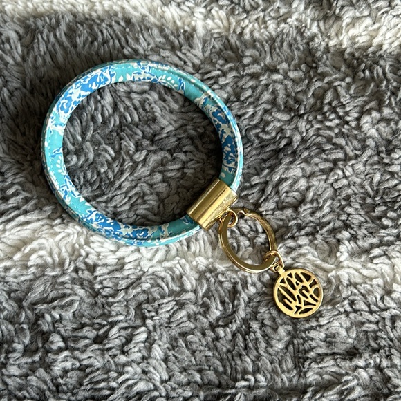 Lily Pulitzer Keychain - Picture 2 of 2